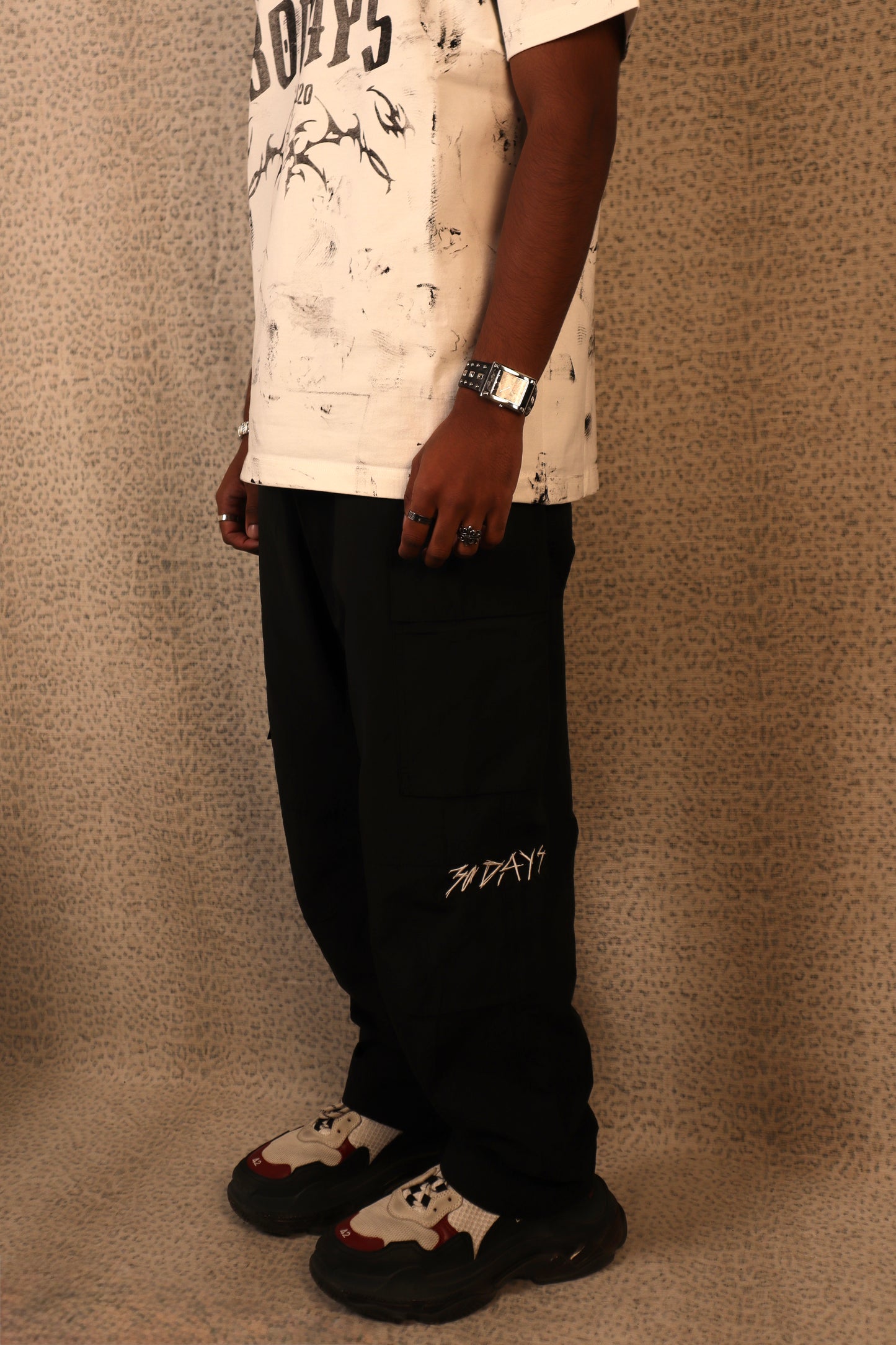 BLACK "30D4YS" WINDBREAKER CARGO PANTS