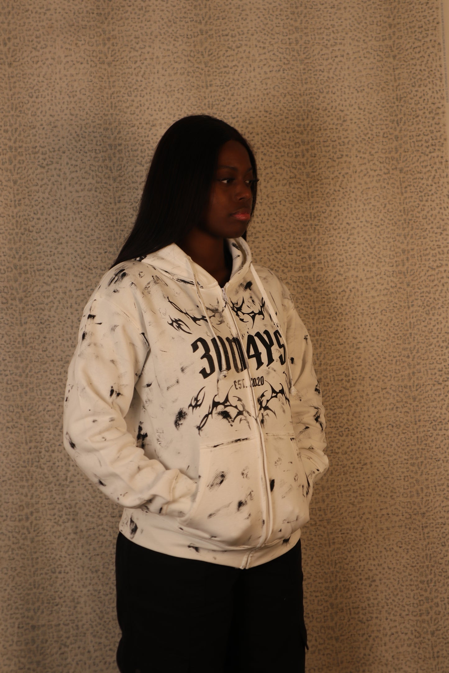 WHITE “30D4YS EST. 2020" SPLATTER ZiP-UP HOODIE