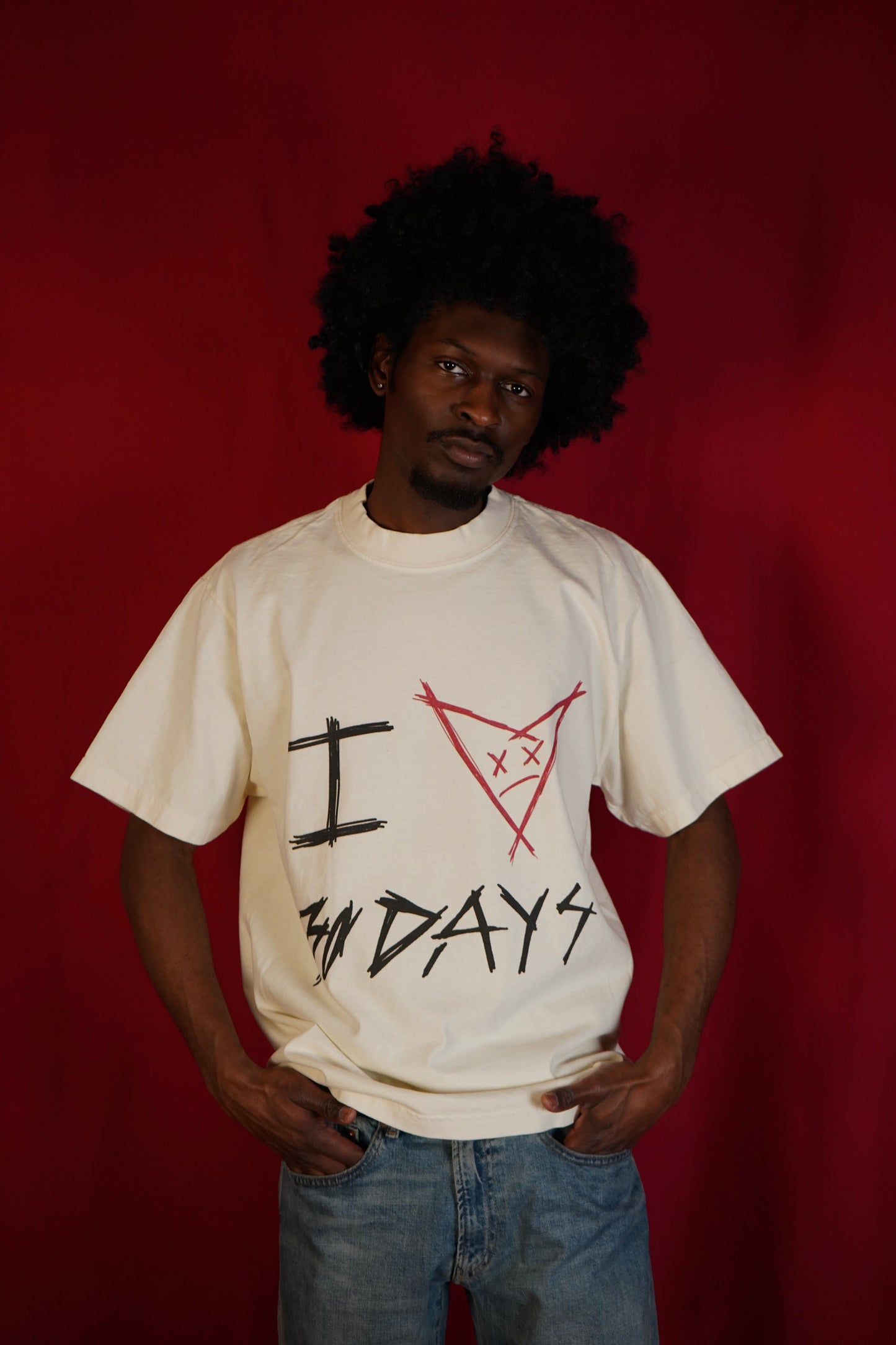 “I ❤️ 3OD4YS” GRAPHIC T-SHIRT