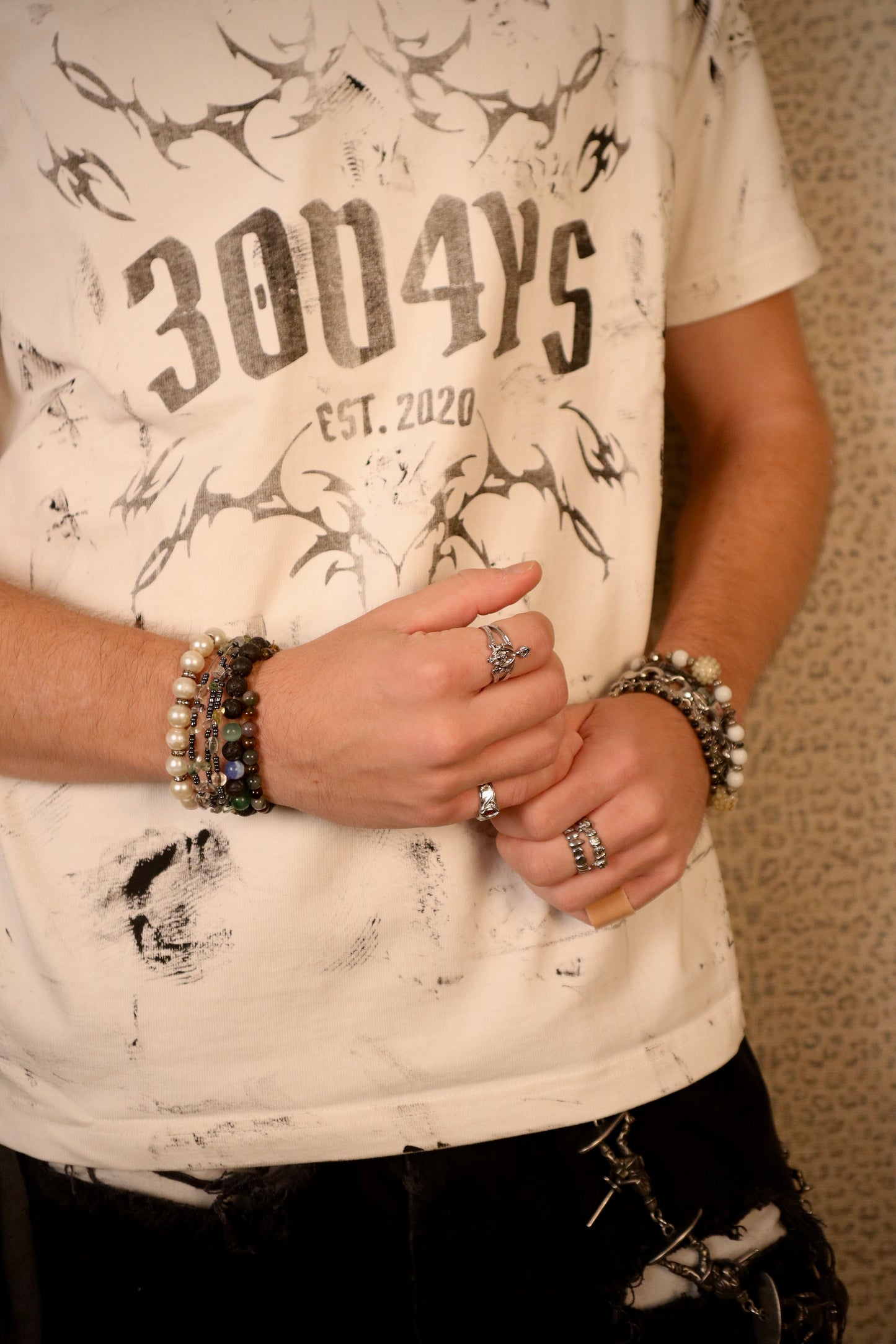 WHITE “30D4YS EST. 2020" SPLATTER T-SHIRT